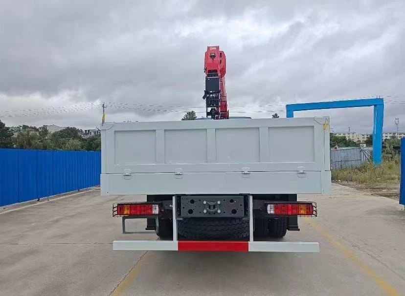 HOWO 6 × 4 Truck Mounted Crane best